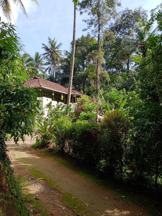 Maliyeckal Homestay ムンナール エクステリア 写真